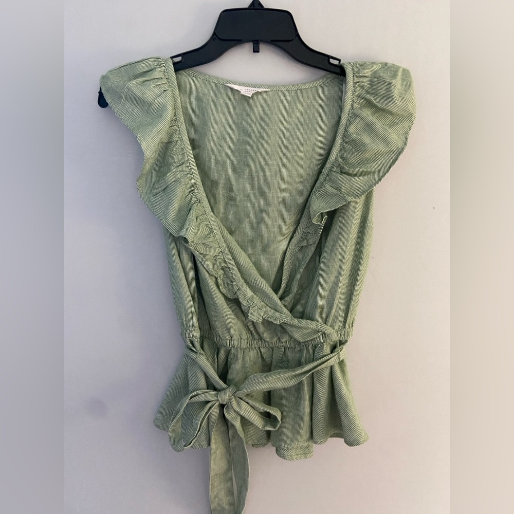 LC Lauren Conrad Striped Green peplum ruffle Blouse XS
